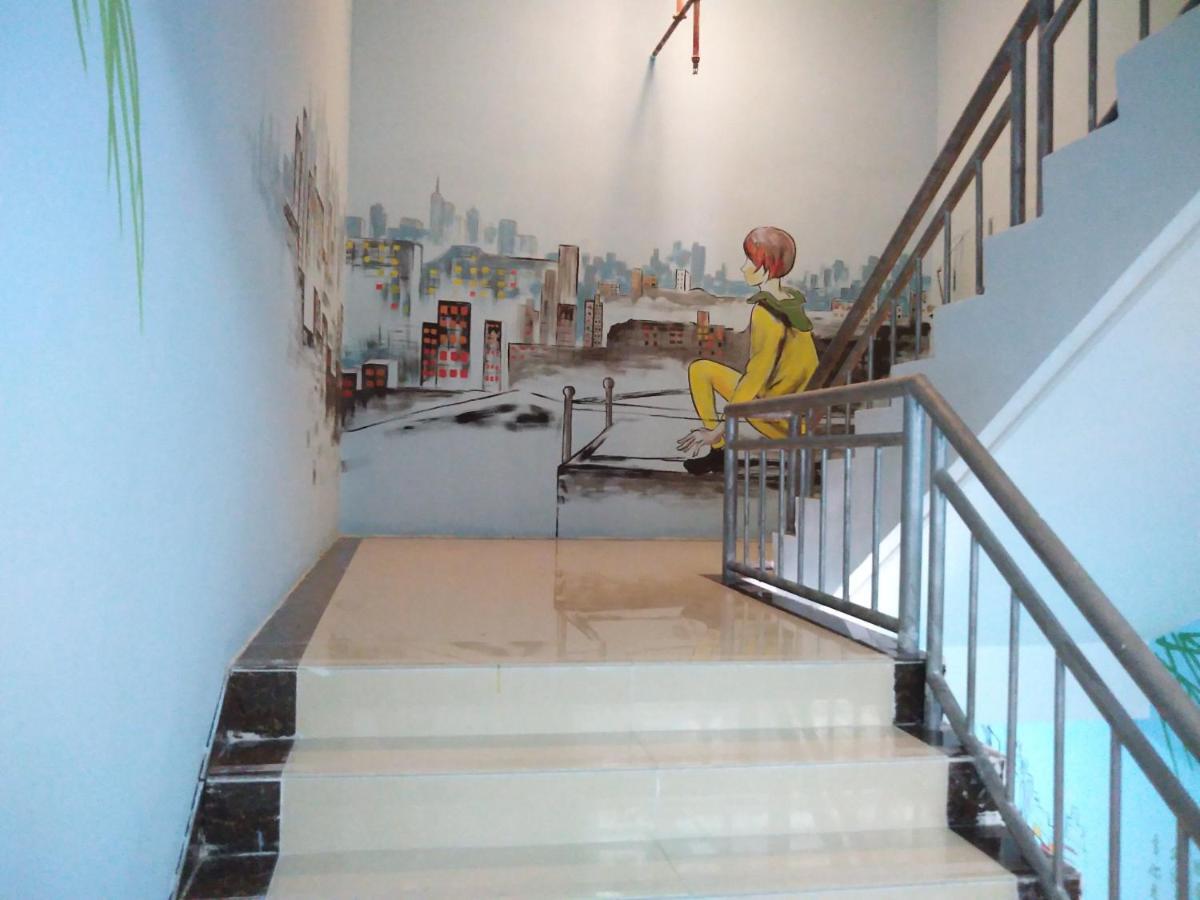 The Olive Tree Capsule Hostel 선전 시 외부 사진